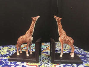 Cast Iron Antiqued Pair of Giraffe Bookends 19 x 13 x 9 cm each
